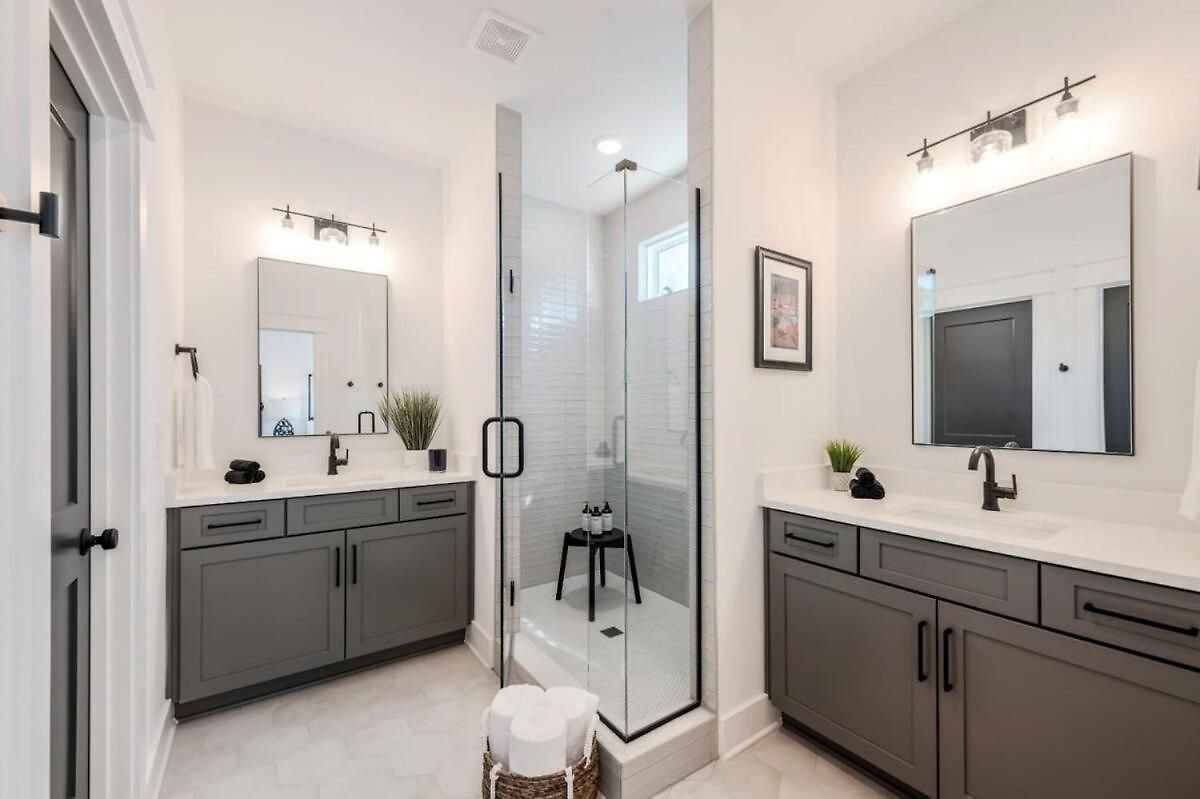 Three Luxury Townhomes Near Five Points * Nashville