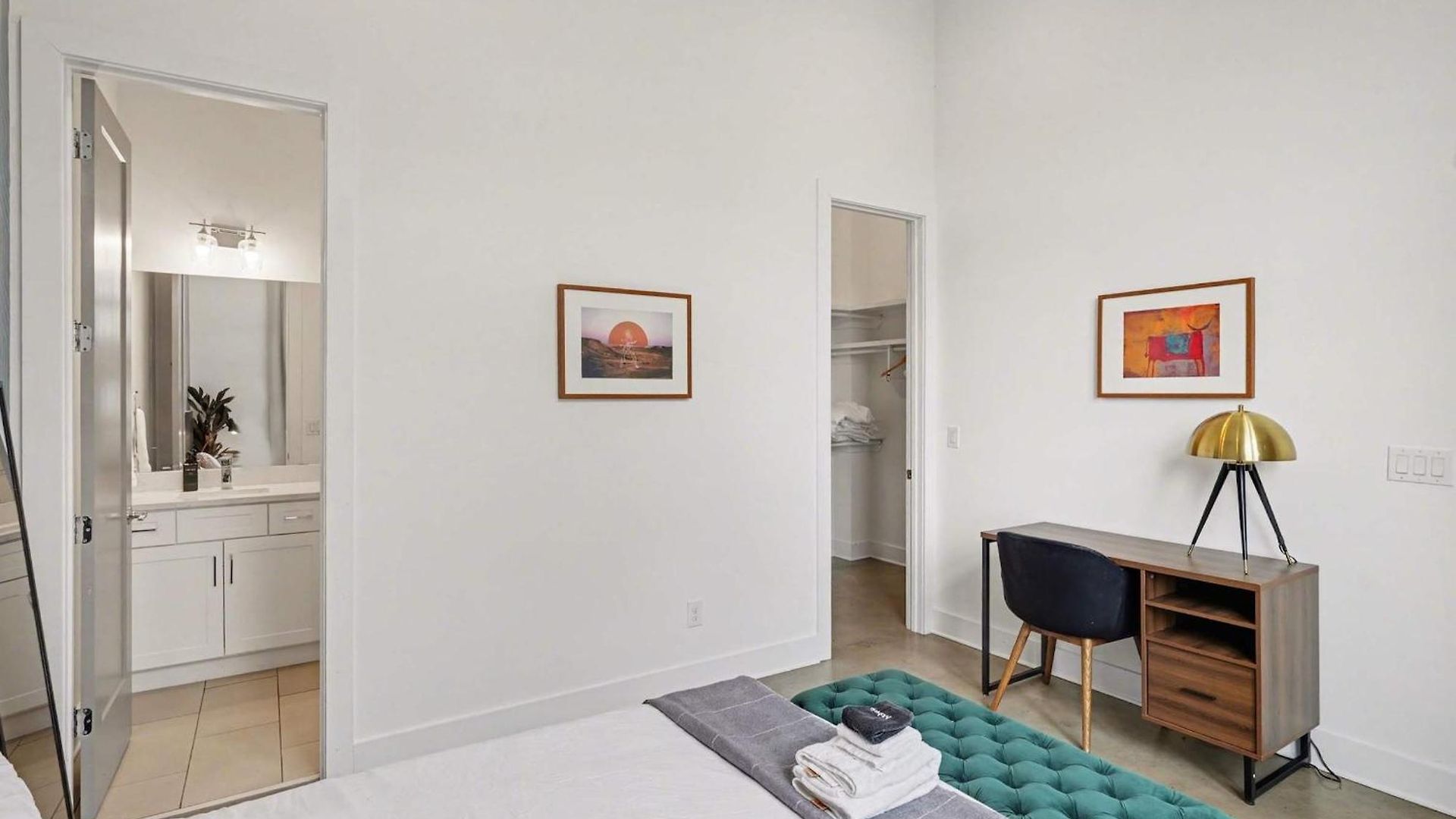 2 Stylish Townhomes W Rooftop Views Near Broadway Holiday home