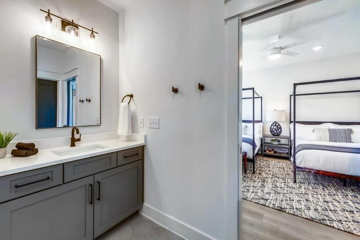 Holiday home Three Luxury Townhomes Near Five Points *