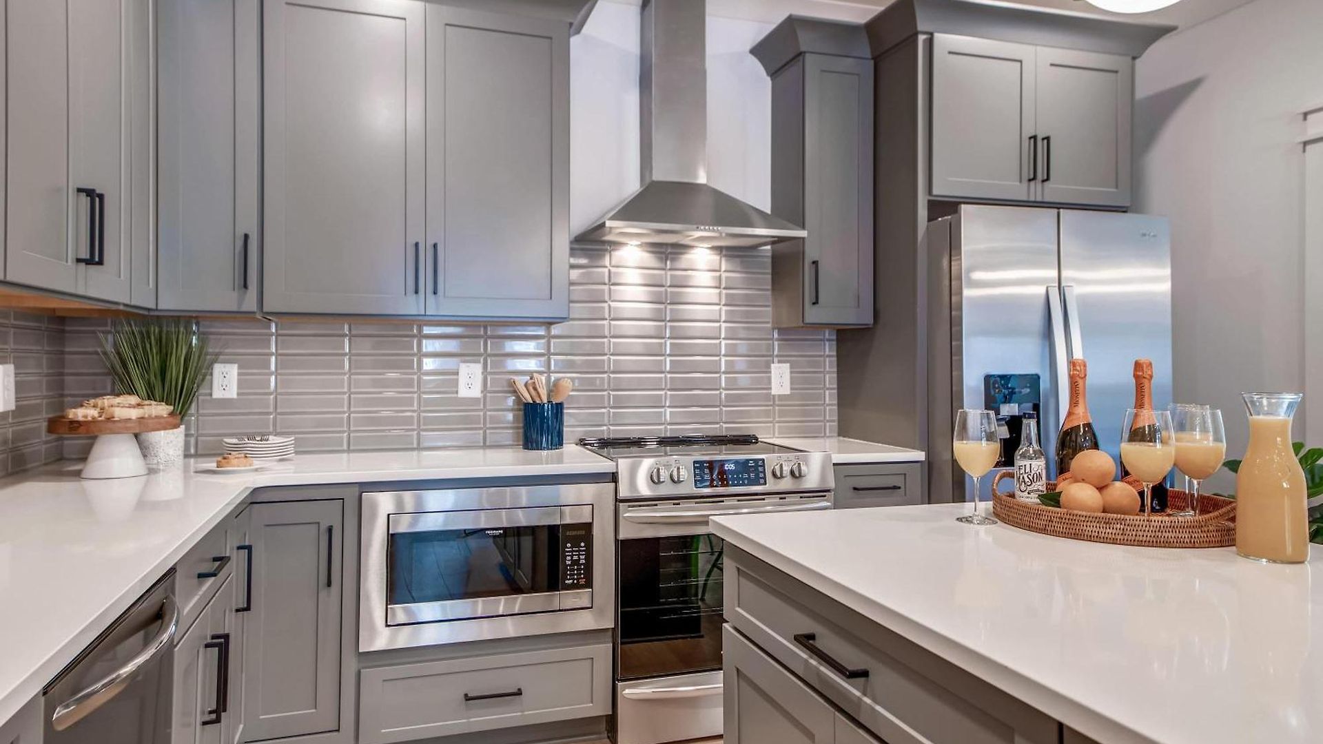 Modern Two Townhomes Close To Downtown * Nashville