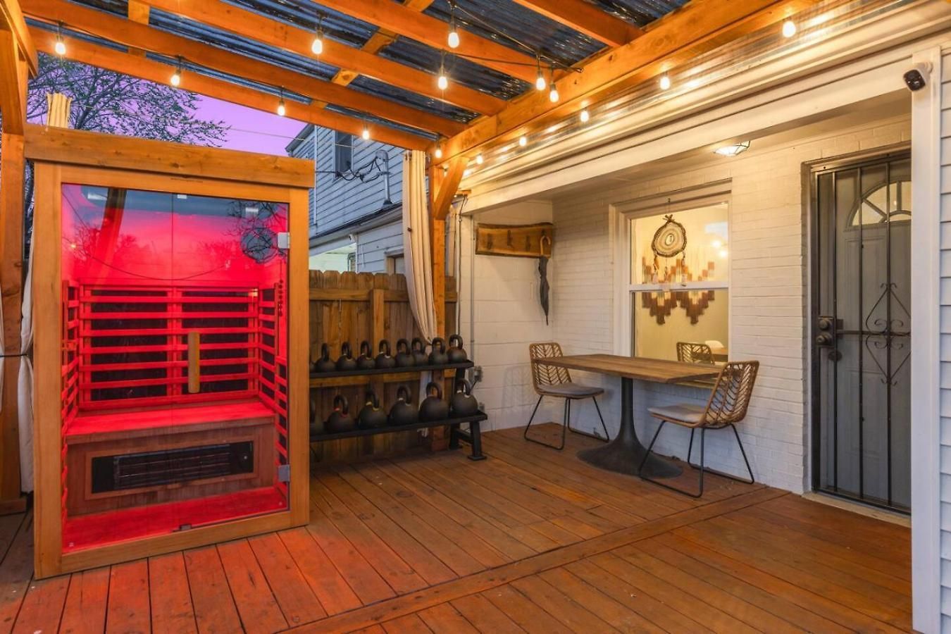 Holiday home Amazing Backyard Only 2 Miles To Downtown With Sauna And Firepit Nashville