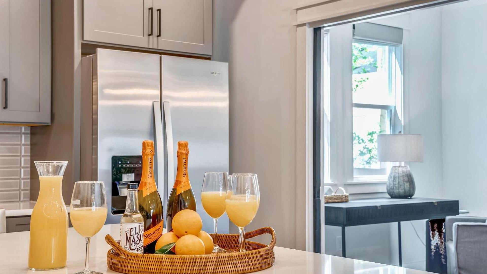 Modern Two Townhomes Close To Downtown Holiday home *