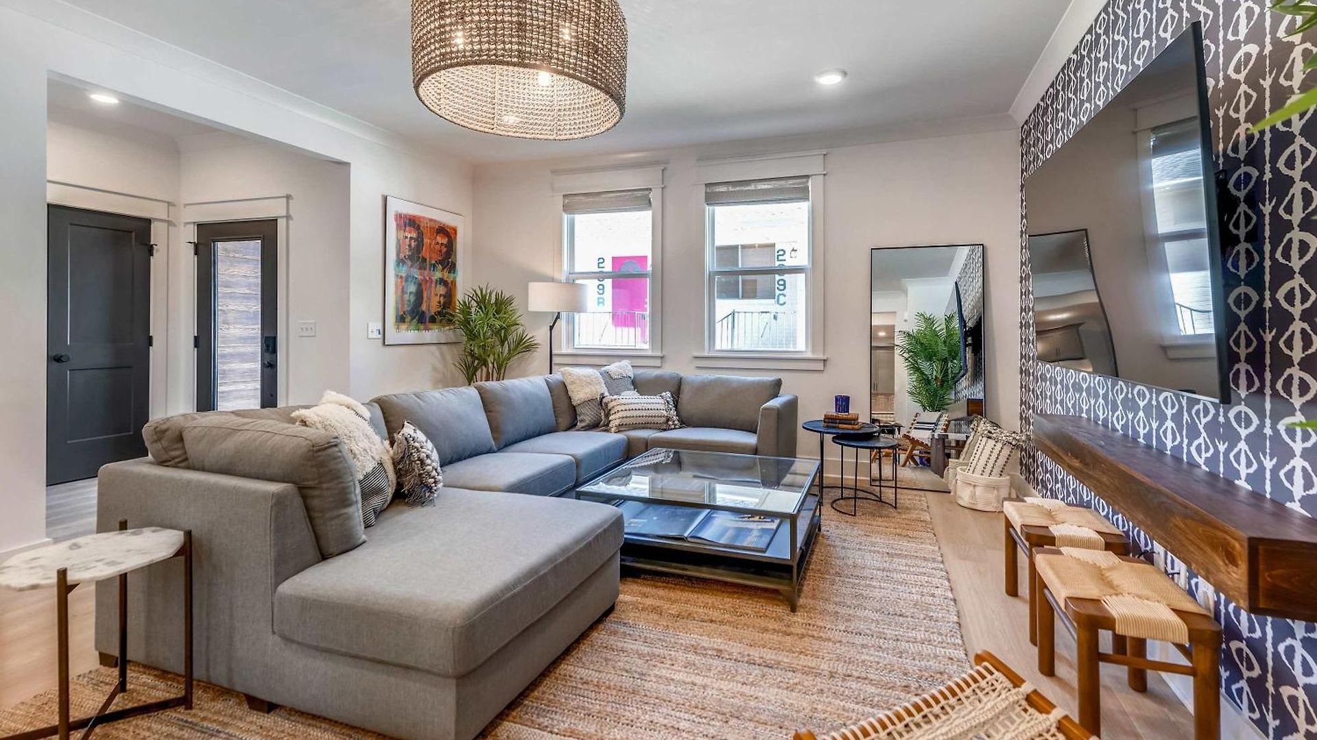 Holiday home Modern Two Townhomes Close To Downtown