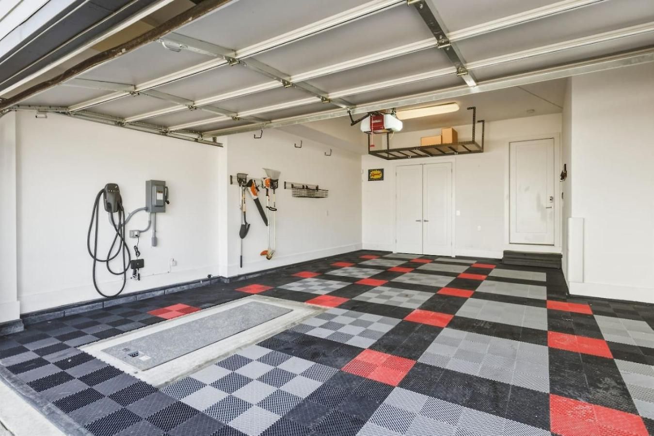 Germantown Stunner With A Skyline View Rooftop And Private Garage Holiday home Nashville