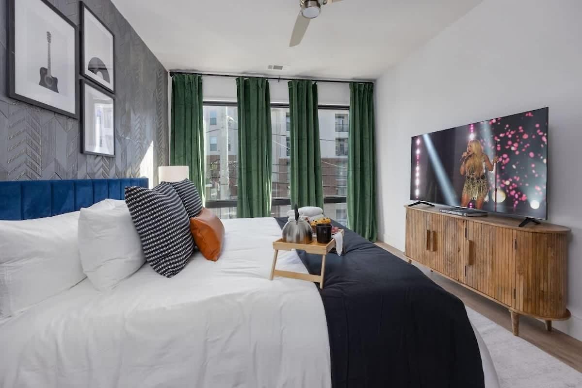 Musica - 3 Units - Pool & Gym - Heart Of Midtown Holiday home