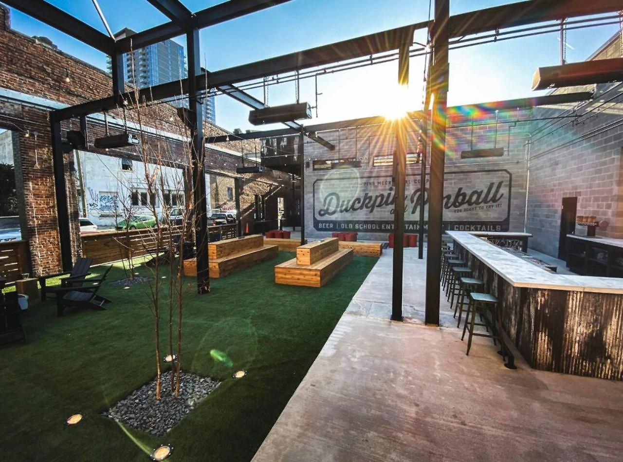 Germantown Stunner With A Skyline View Rooftop And Private Garage Holiday home *