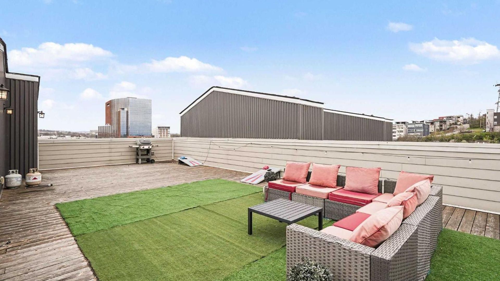 2 Modern Townhomes W Rooftop Views Near Broadway * Nashville