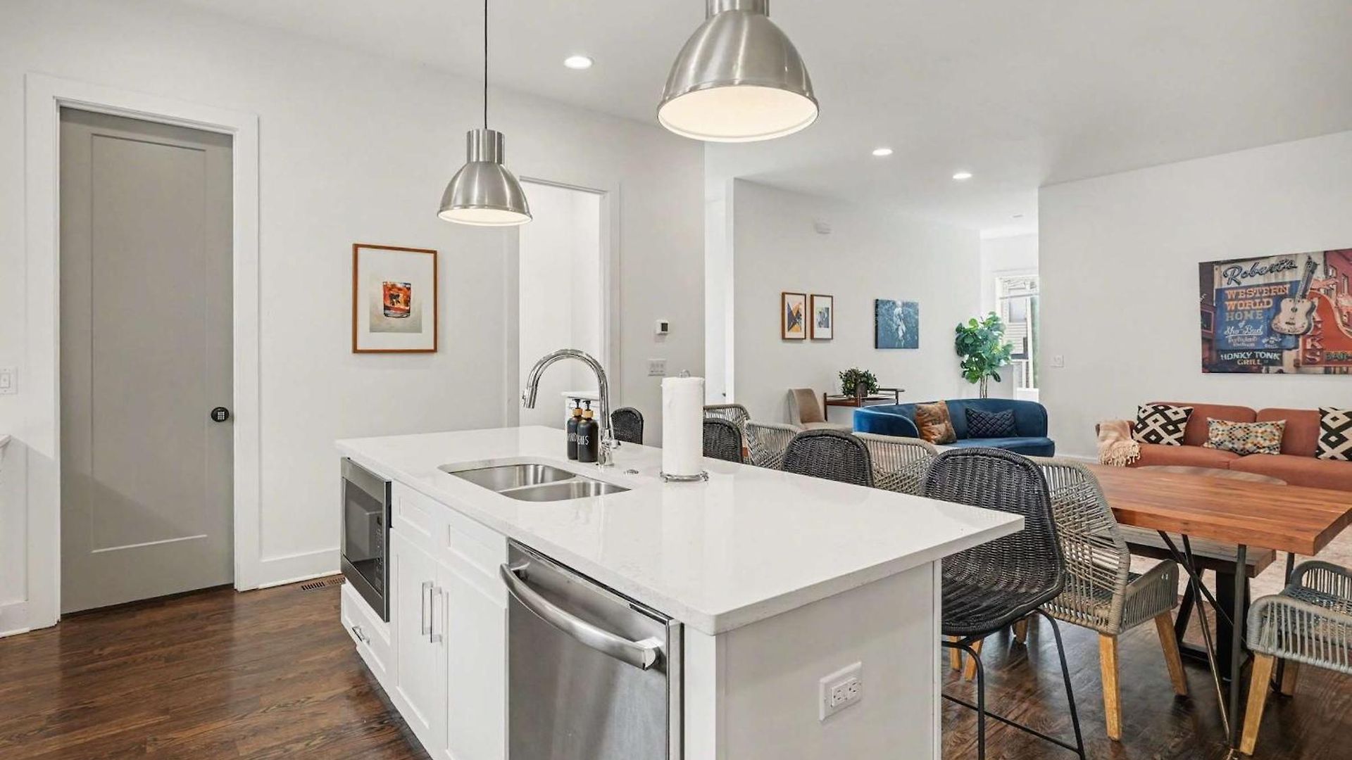 Holiday home Chic Townhome X3 W Rooftop Views Near Broadway Nashville