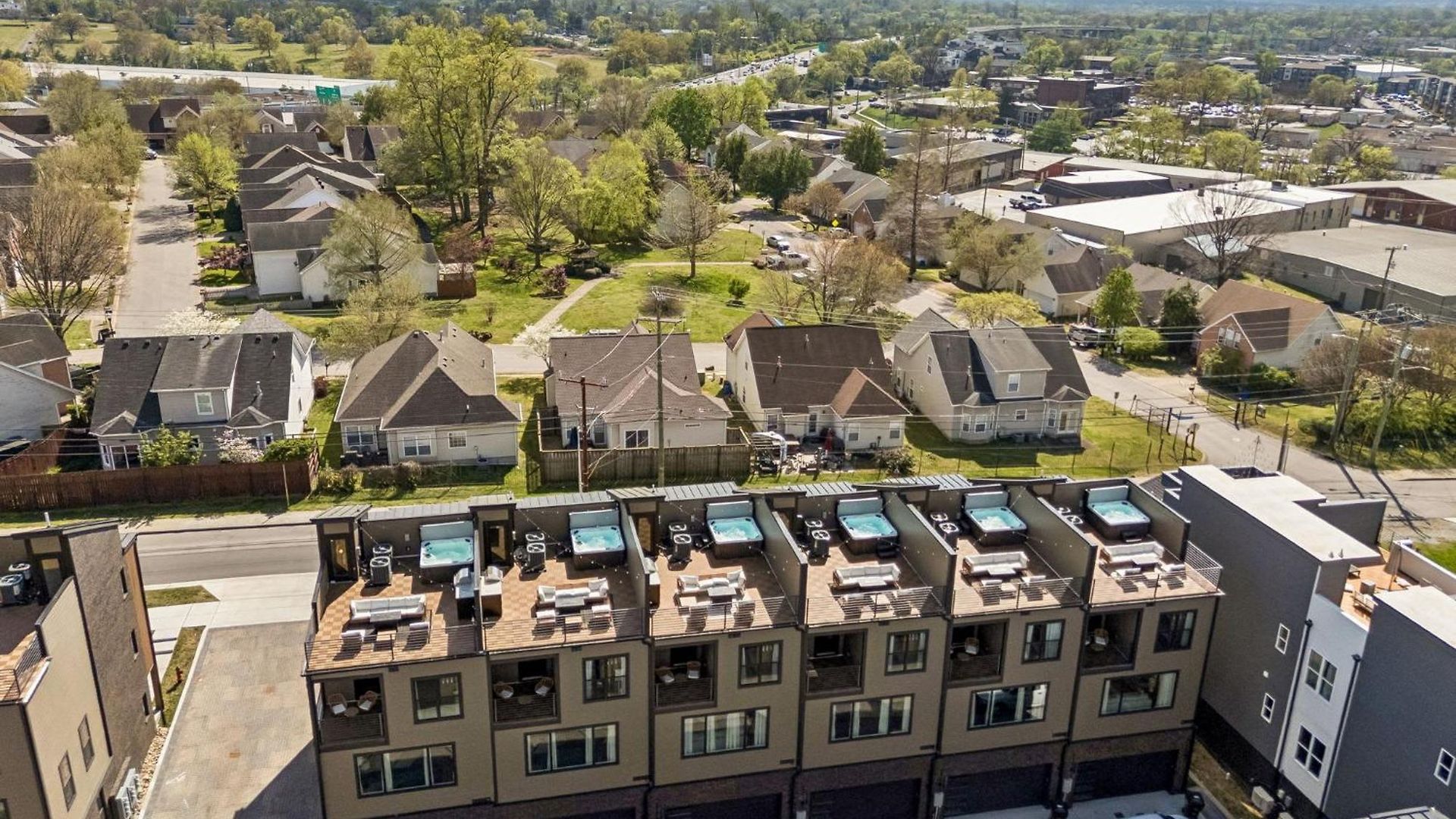 Holiday home Trendy Townhouse Rooftop Hot Tub & Fireplace Nashville