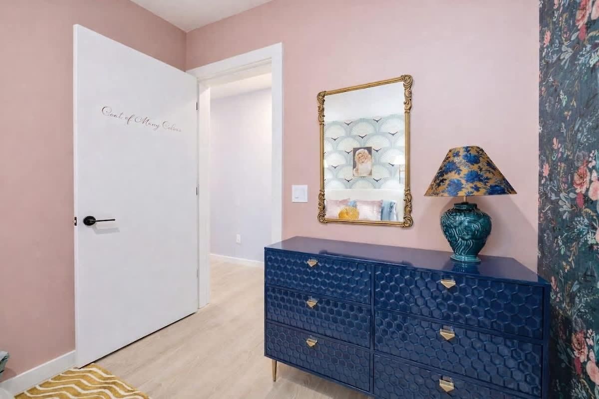 Holiday home Hyve-anthem-private Balconies-walk To Broadway *