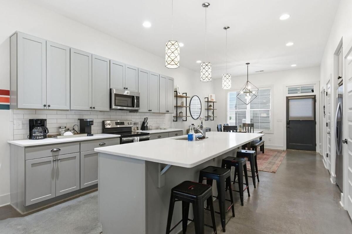 Modern 3br With Rooftop - 10 Min To Broadway *