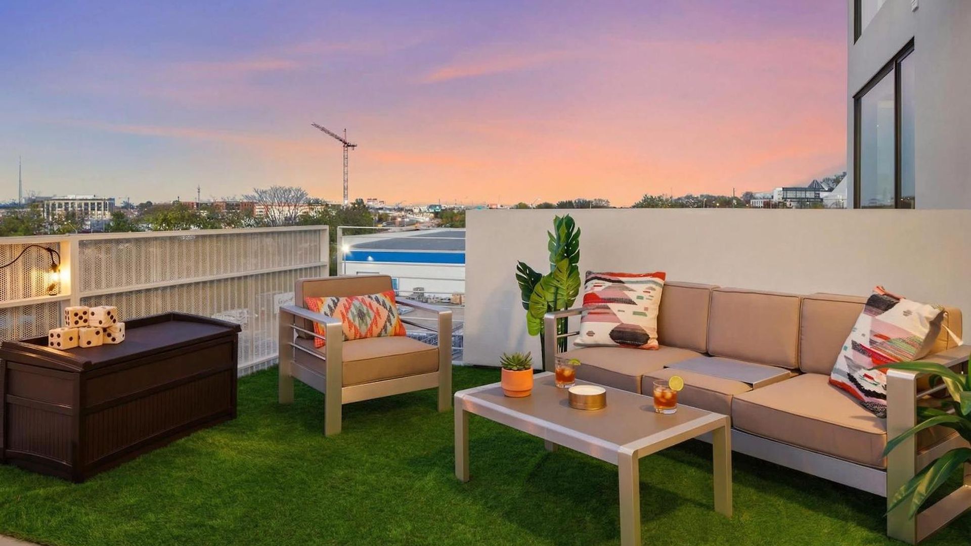 New Walk To Gulch - Private Penthouse Pool & Deck Views *