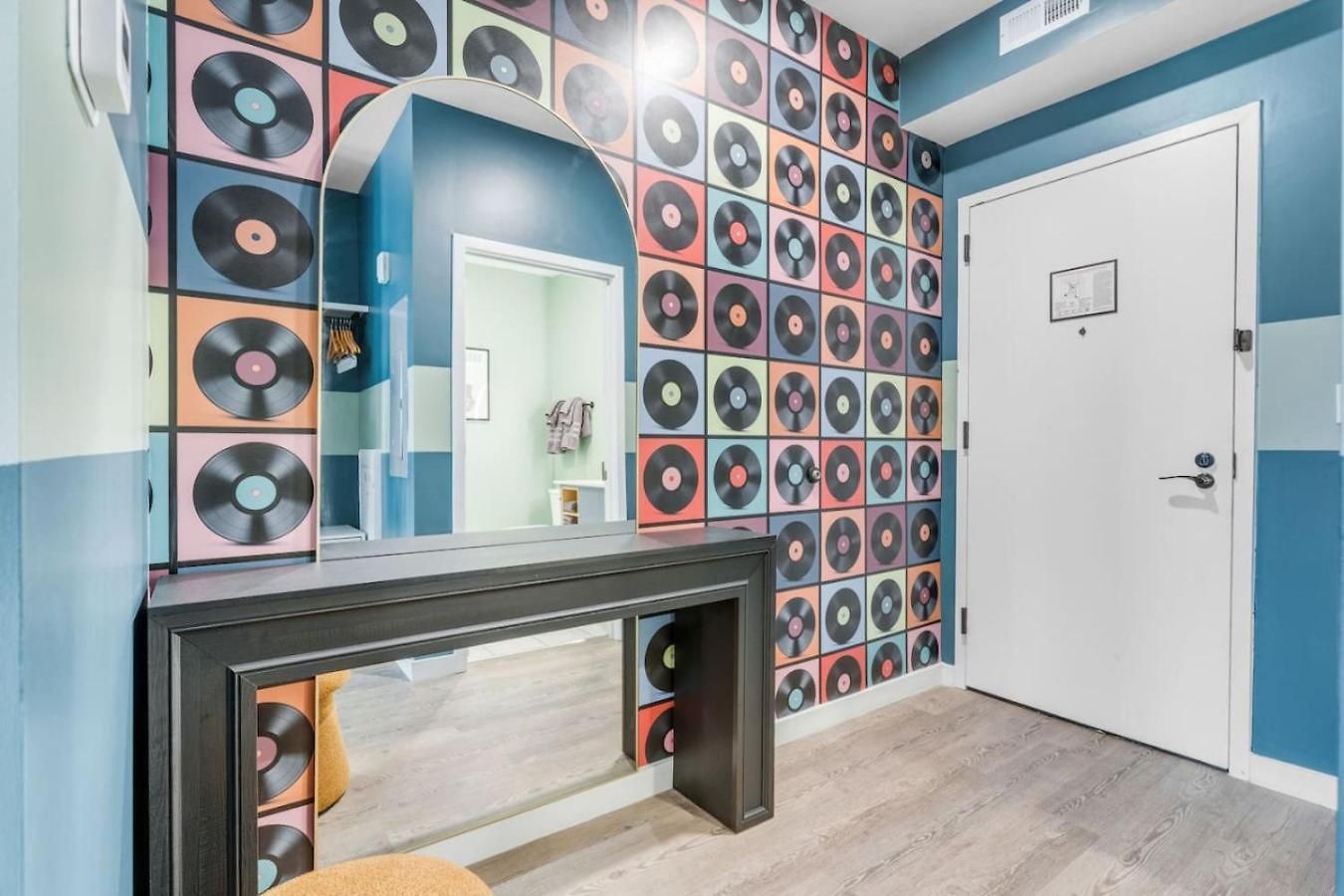 Boutique With Pool Gym And Walk To Midtown Nashville