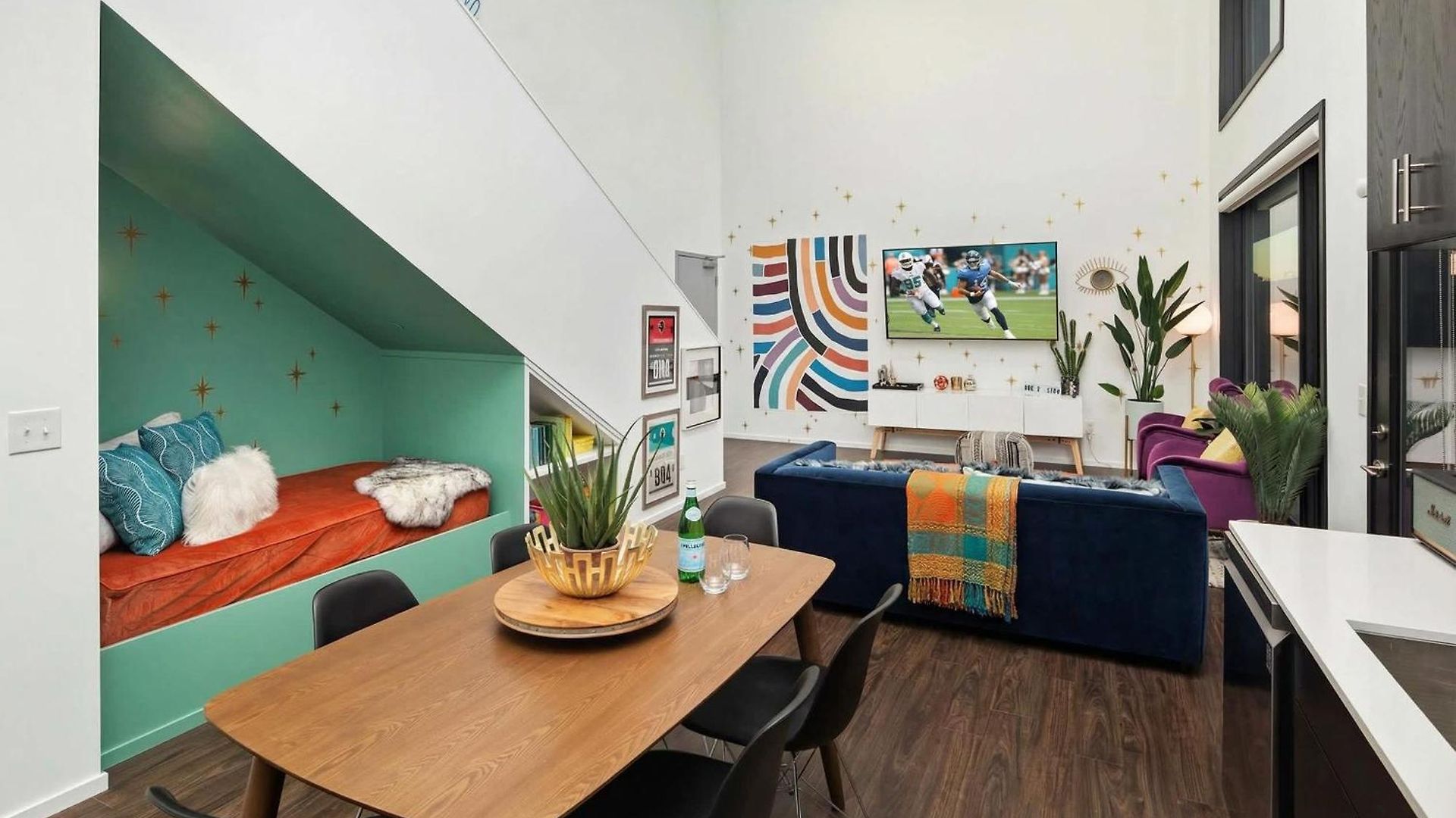 New Walk To Gulch - Private Penthouse Pool & Deck Views Apartment *