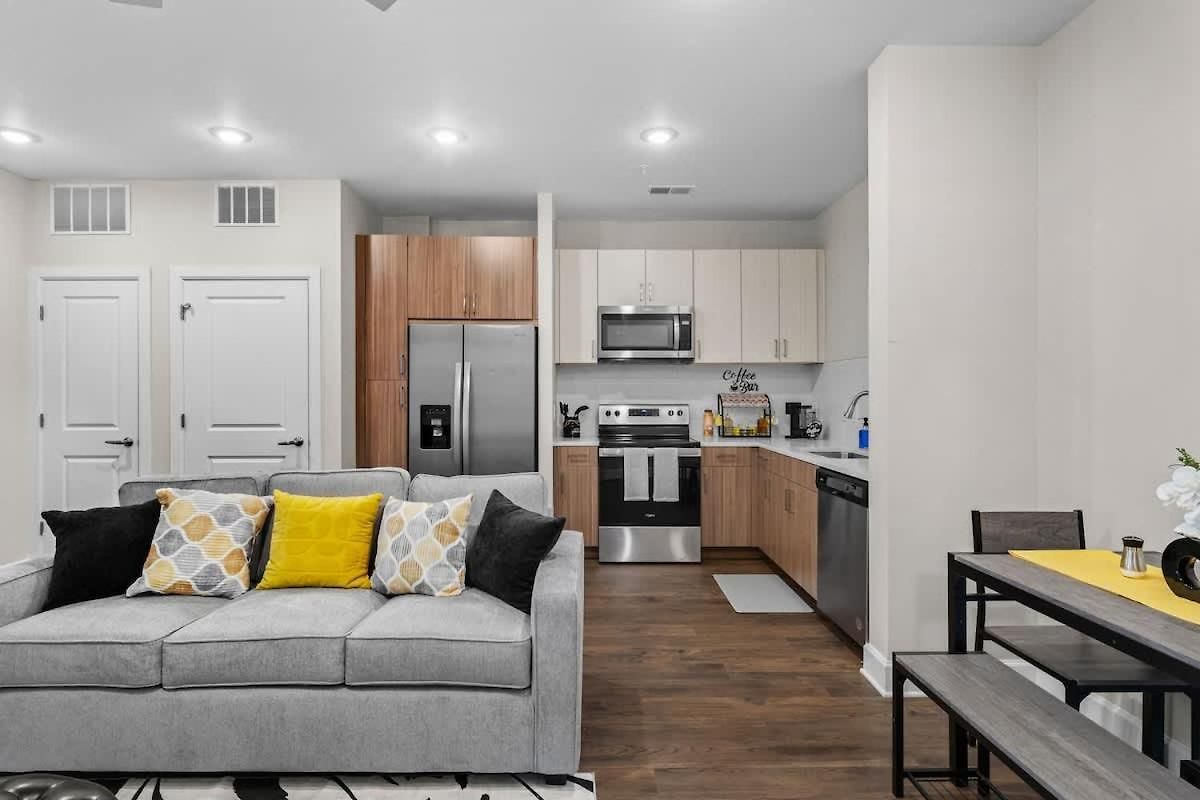 Stylish 1br Walk To The Gulch & Broadway