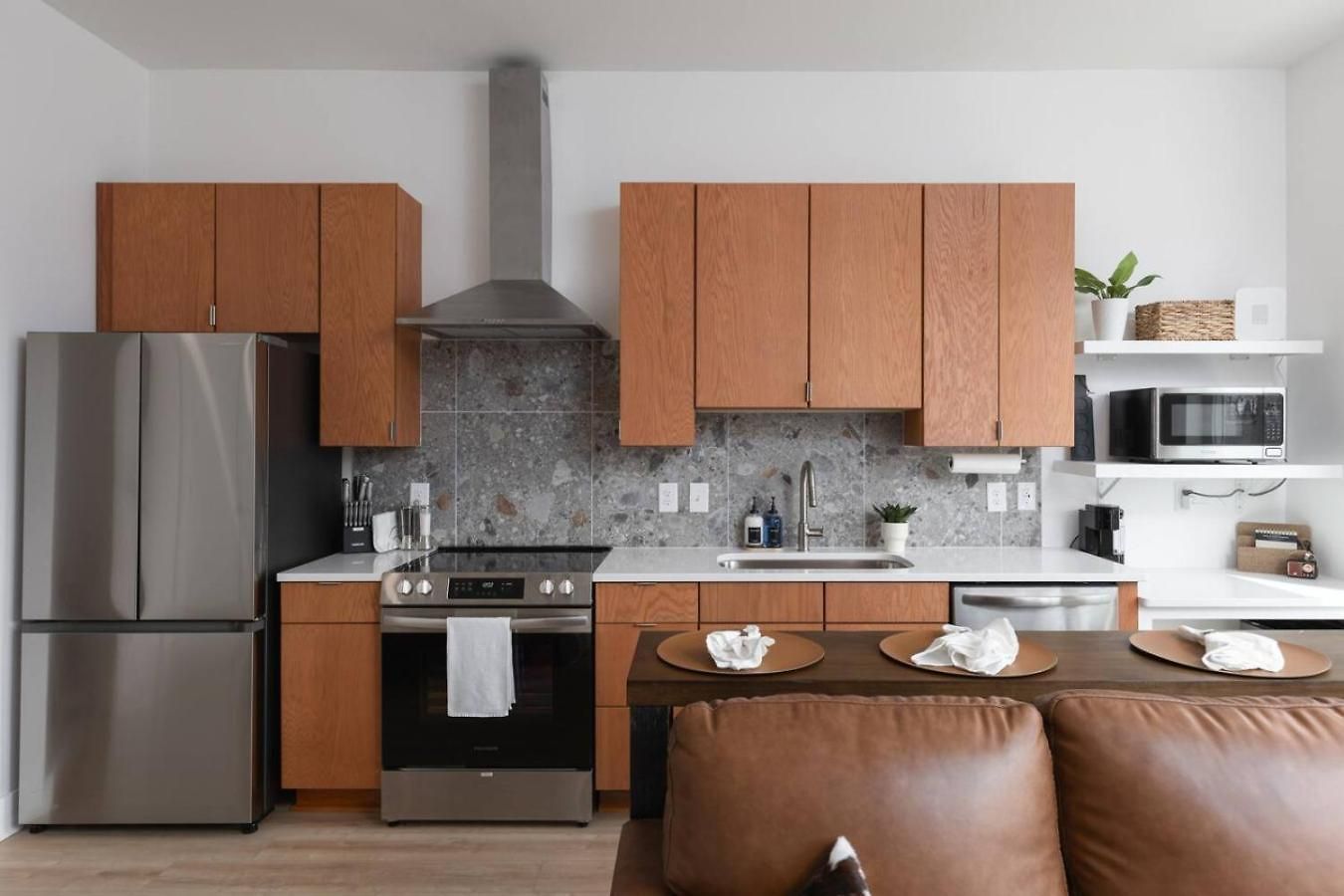 3 Miles To Downtown With Free Parking And Walk To Coffee Apartment Nashville