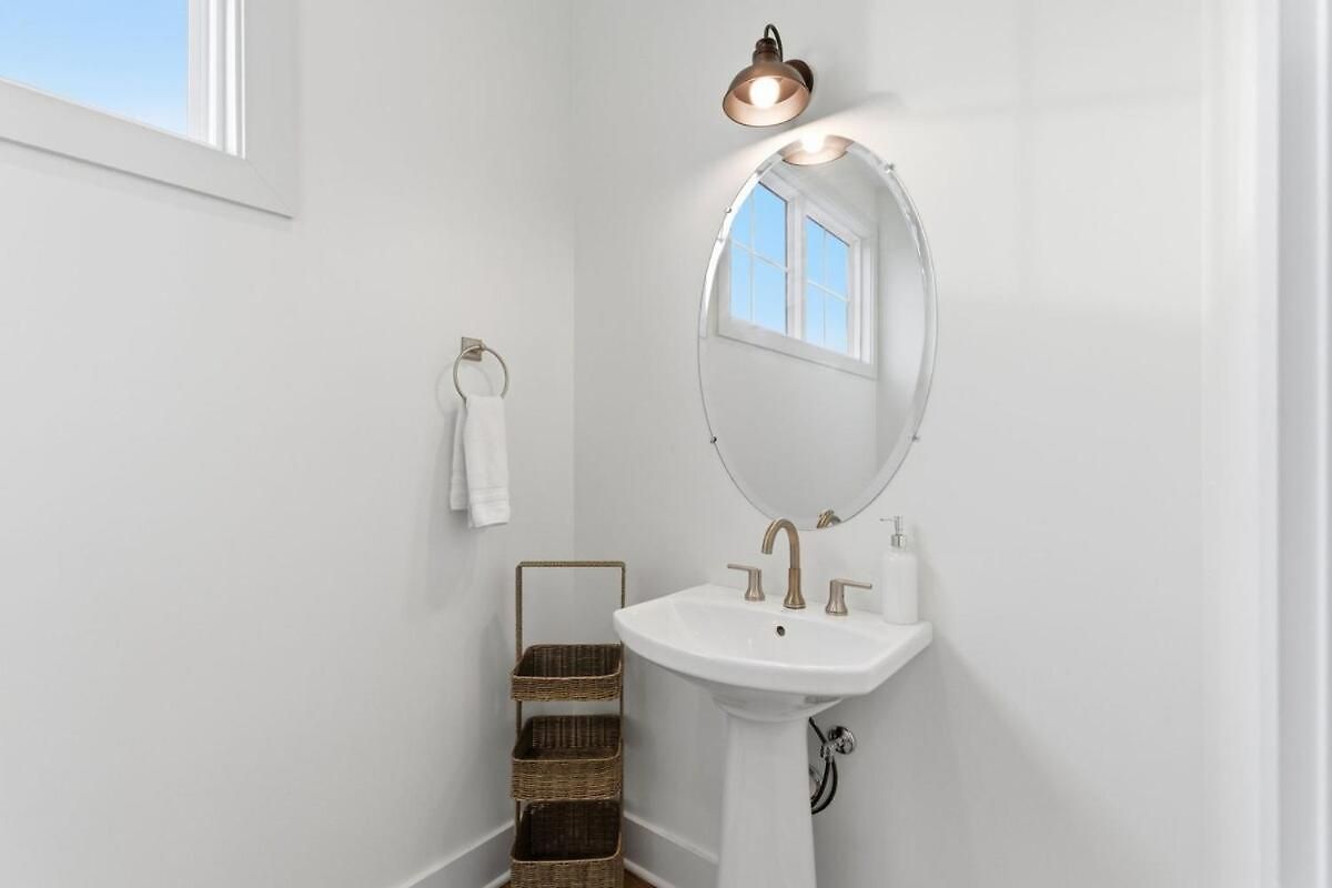 Modern 3br With Rooftop - 10 Min To Broadway Apartment *