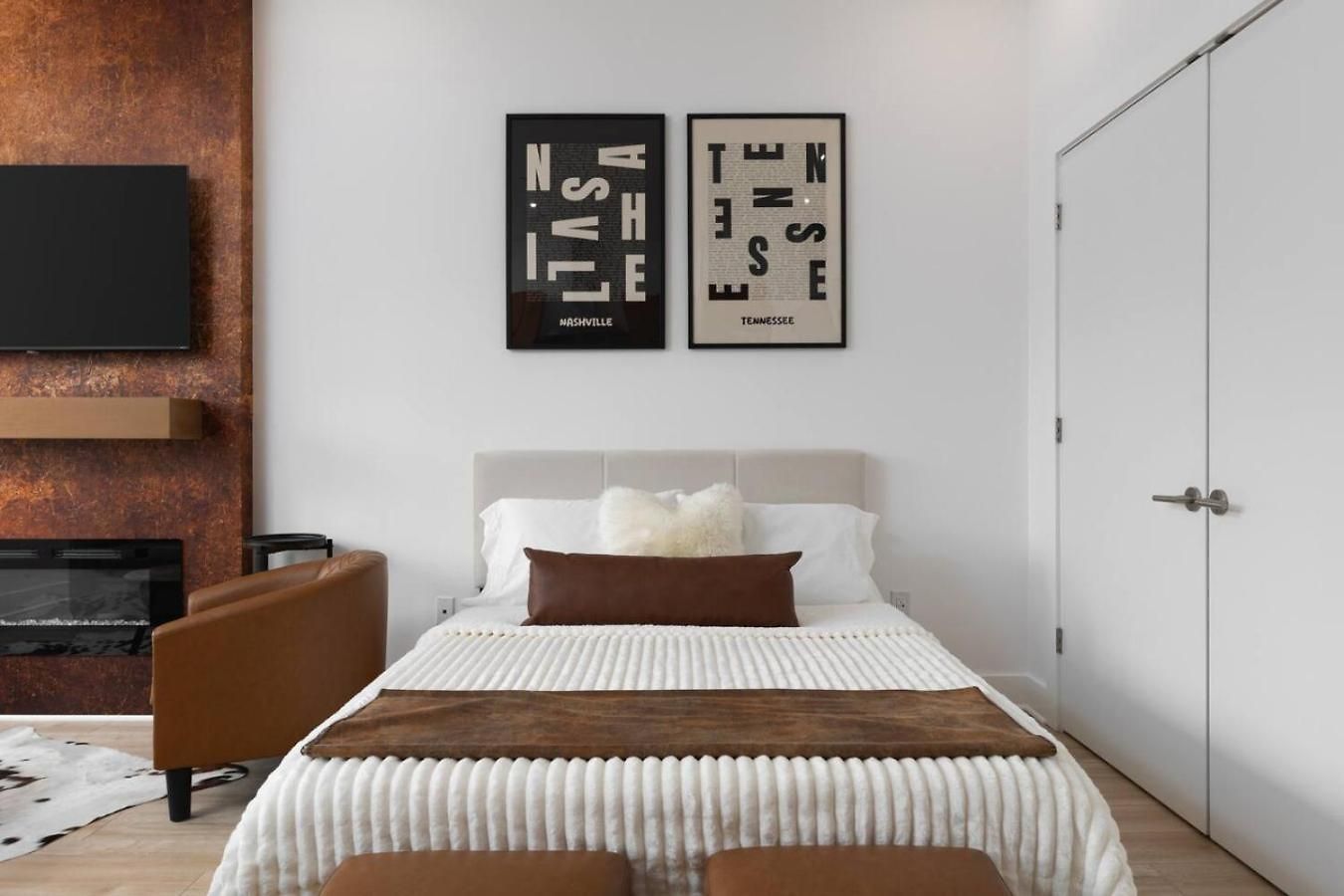 3 Miles To Downtown With Free Parking And Walk To Coffee Apartment *