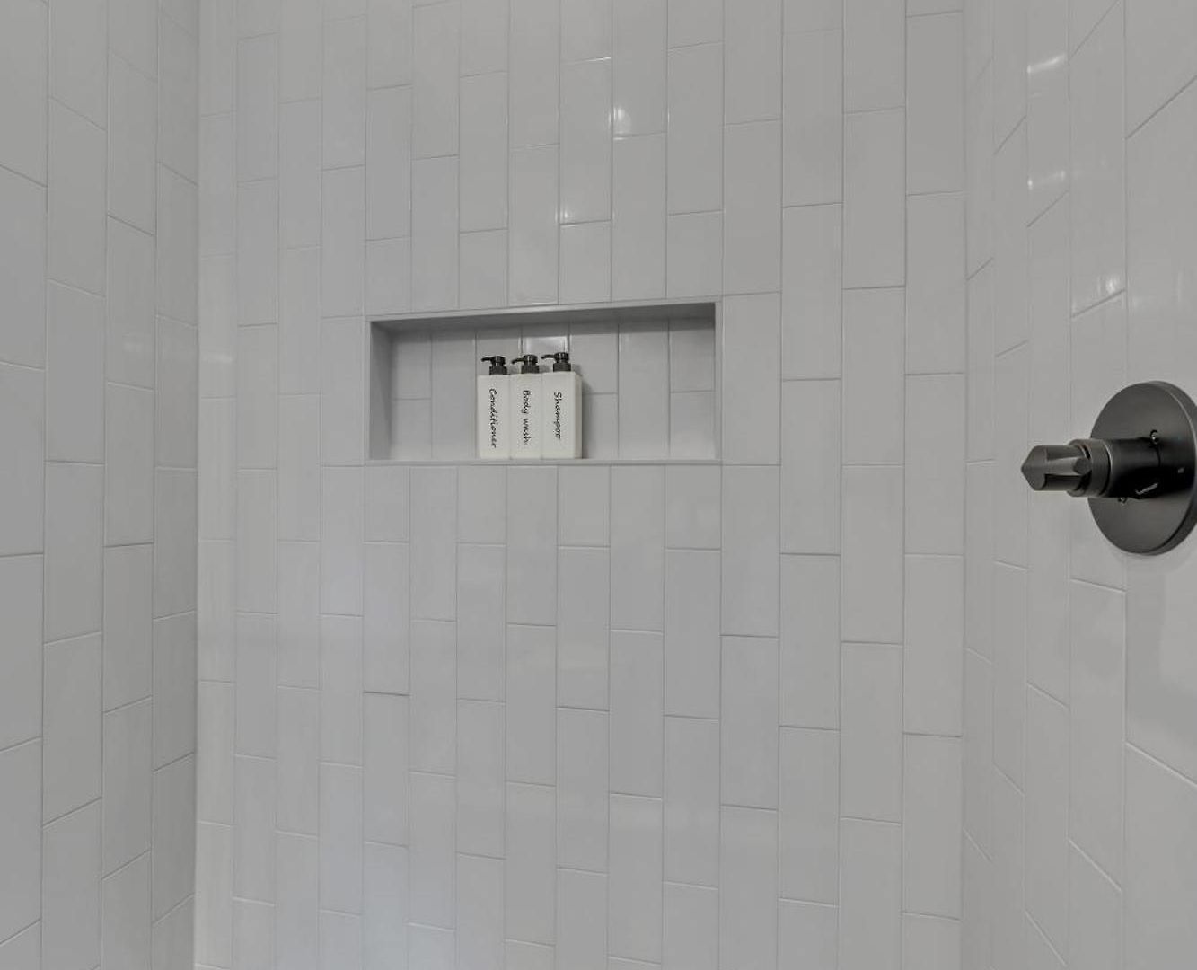 Hideaway - Rooftop Patio W Views *