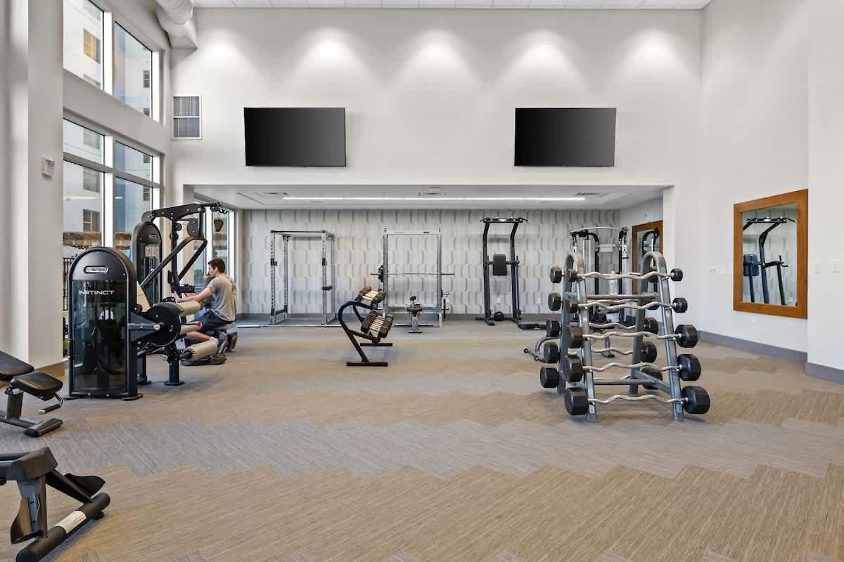Light-filled Retreat Near Broadway & Pool * Nashville