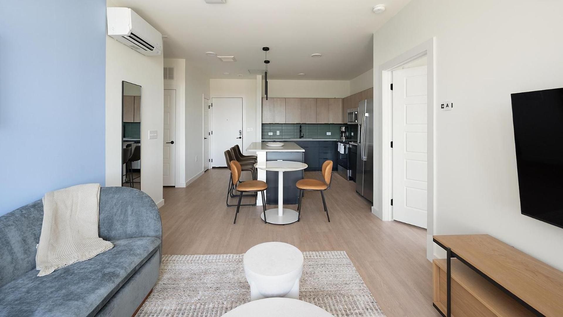 Landing Spectacular Studio Gym Apartment Nashville