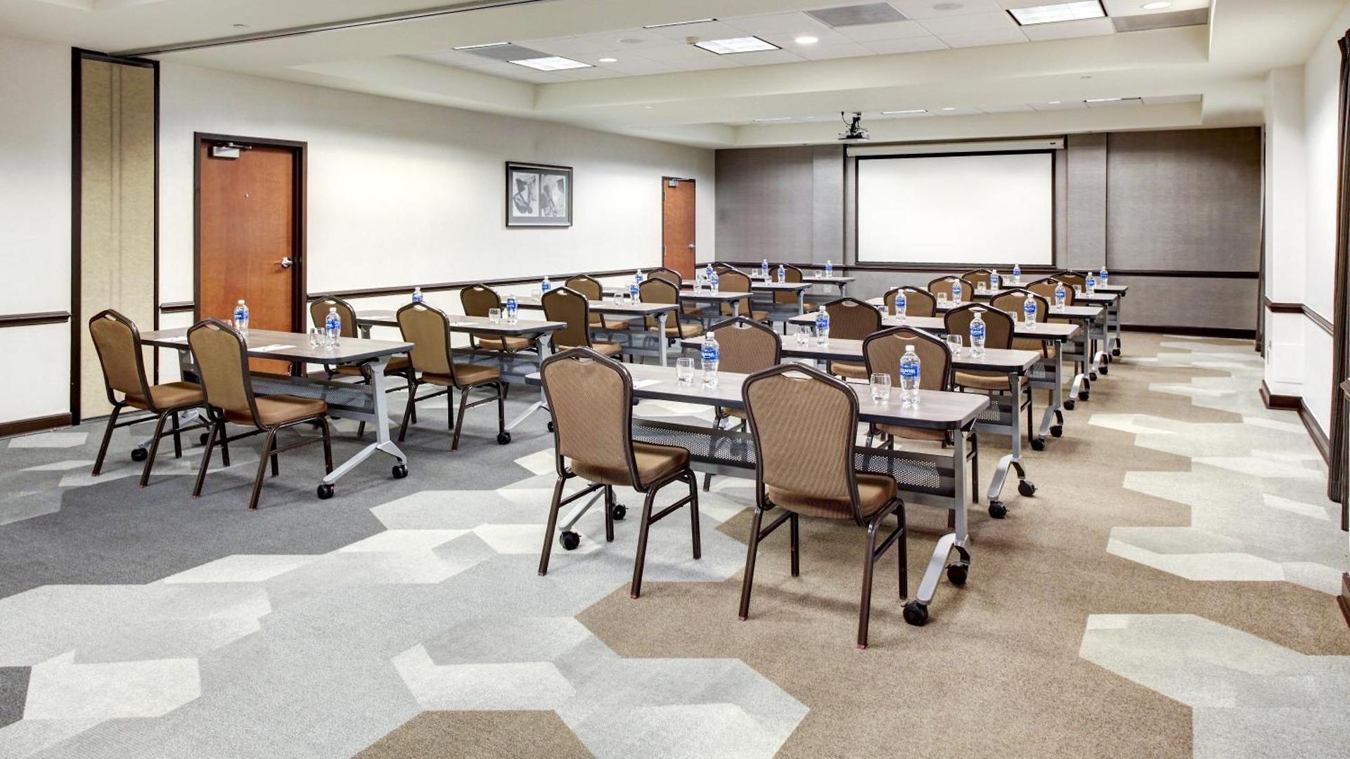 Hyatt Place Nashville/Opryland Hotel 3*