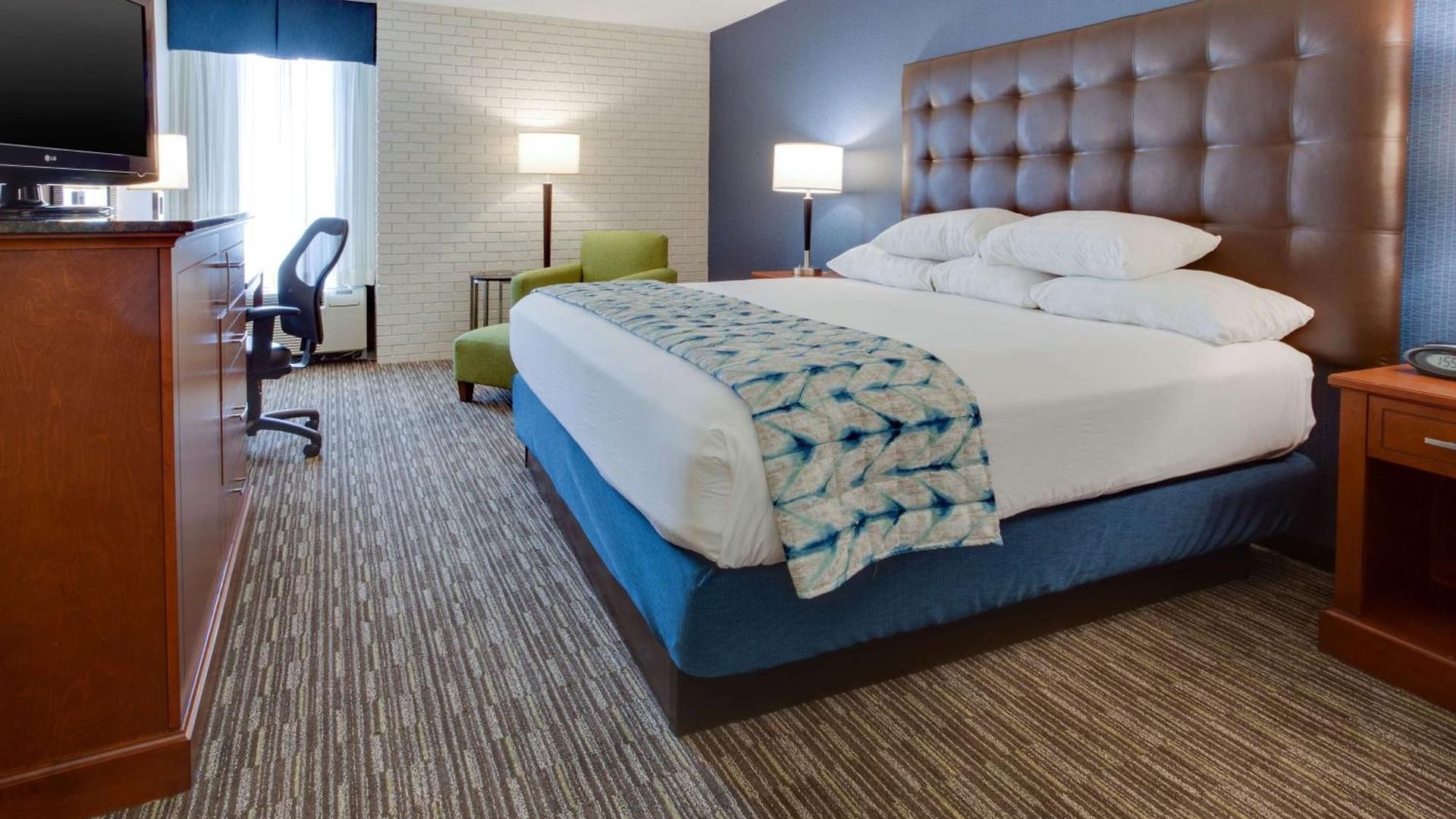 Drury & Airport Hotel Nashville