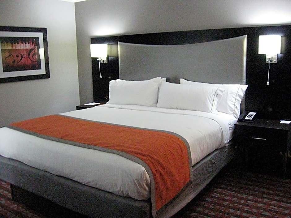 Express & Southeast - Antioch By Ihg 3*