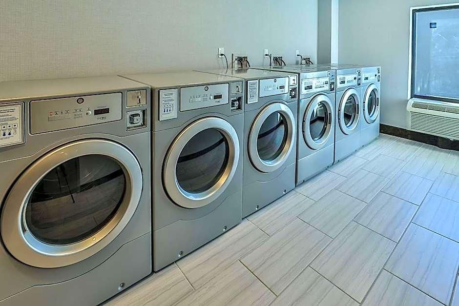 Western Executive Residency Hotel 3*