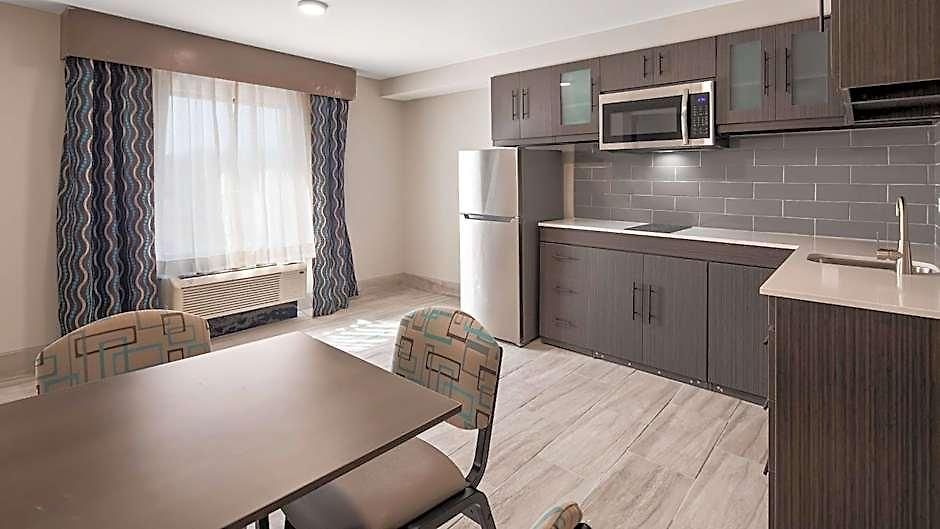 Western Executive Residency