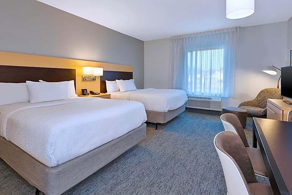 Hotel Towneplace By Marriott Airport