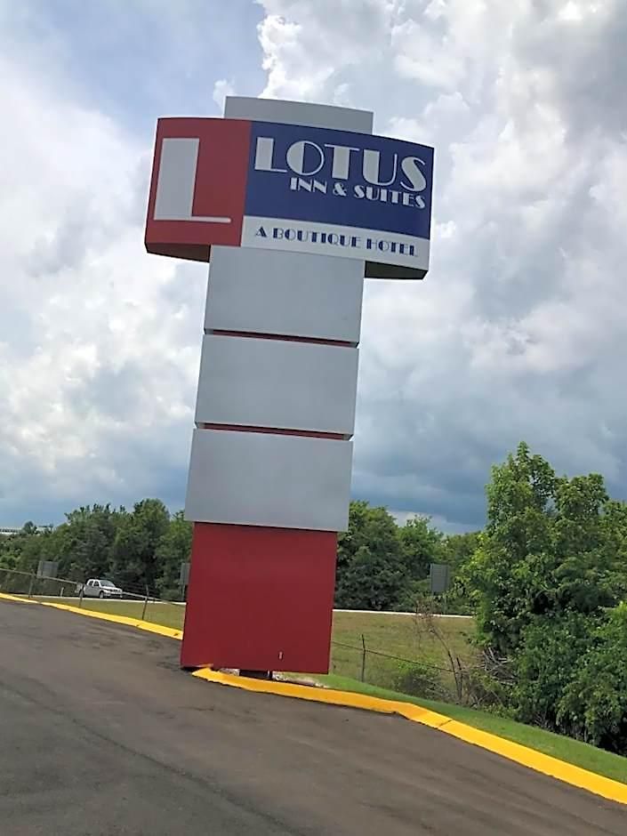 Lotus And 2* Nashville