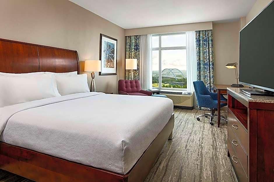 Hotel Hilton Garden Downtown Convention Center 3*