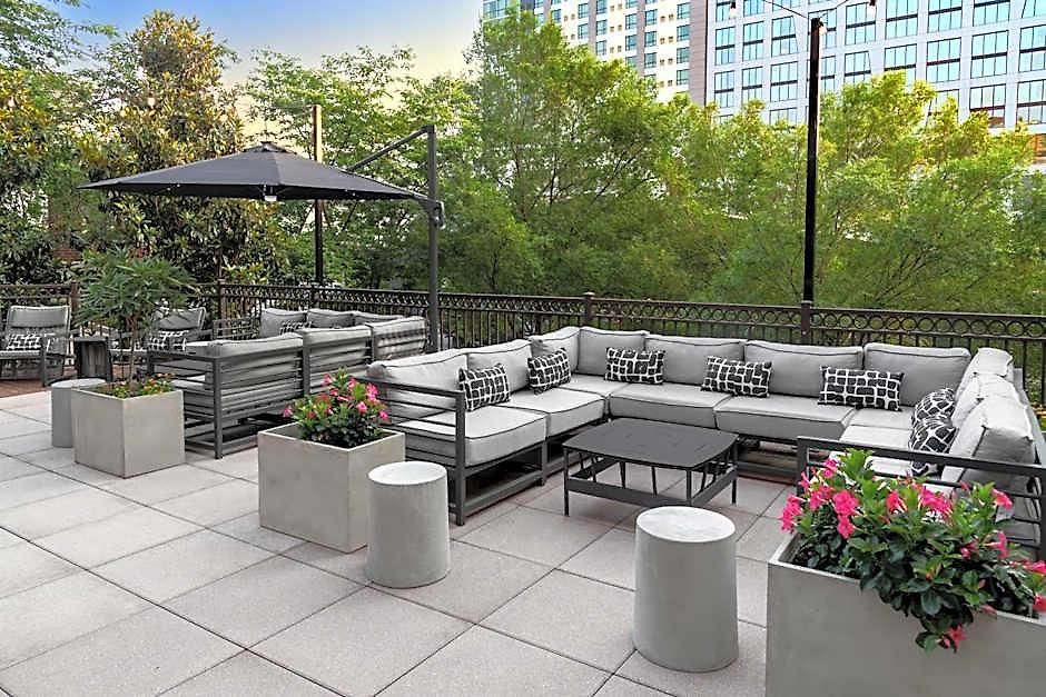 Hilton Garden Downtown Convention Center Hotel 3*