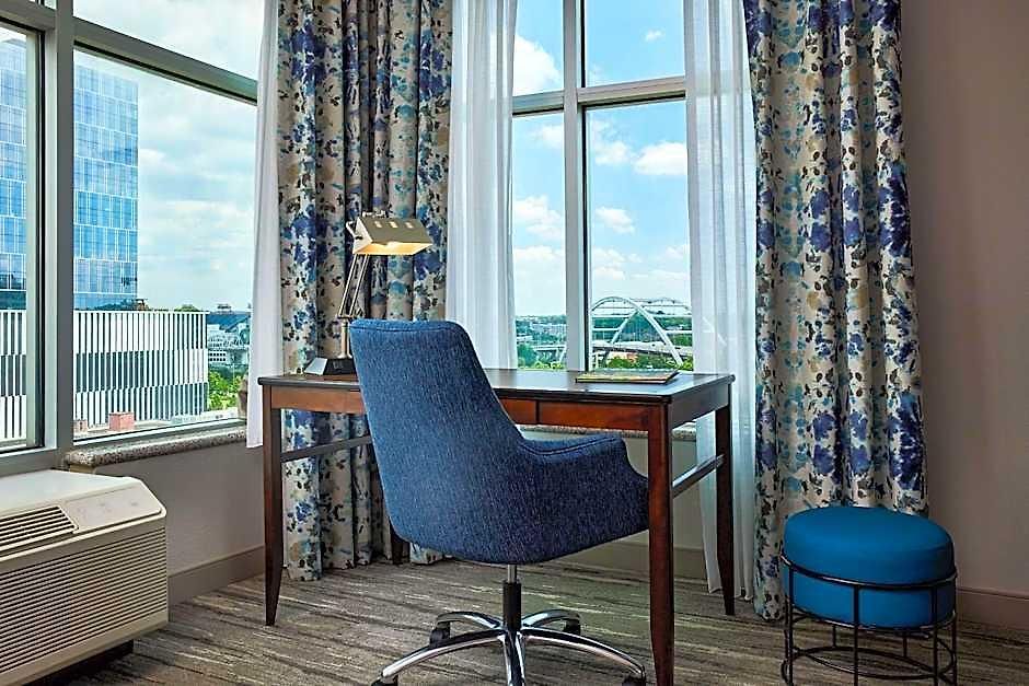 Hilton Garden Downtown Convention Center Hotel
