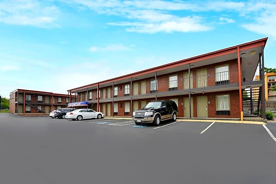 Americas Value Near Downtown Motel 2*