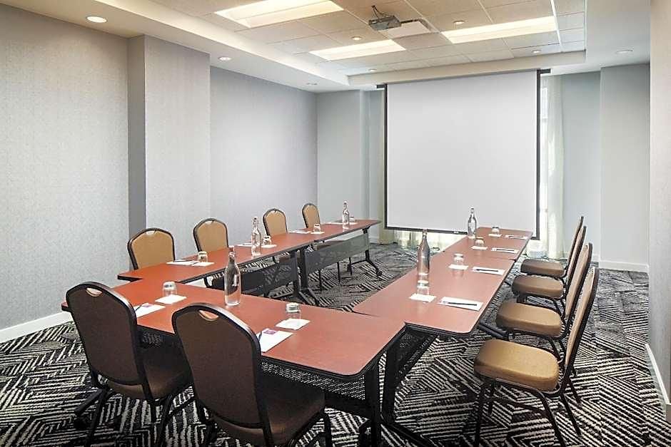 Hyatt Place Downtown Hotel