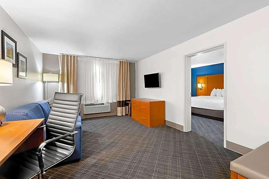 Comfort & Near Tanger Outlets I-24 Antioch 4*
