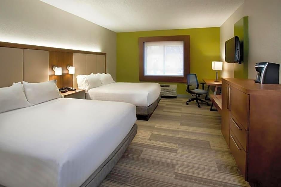 Hotel Express Airport By Ihg 3*