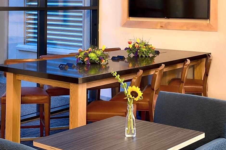 Express Airport By Ihg 3* Nashville