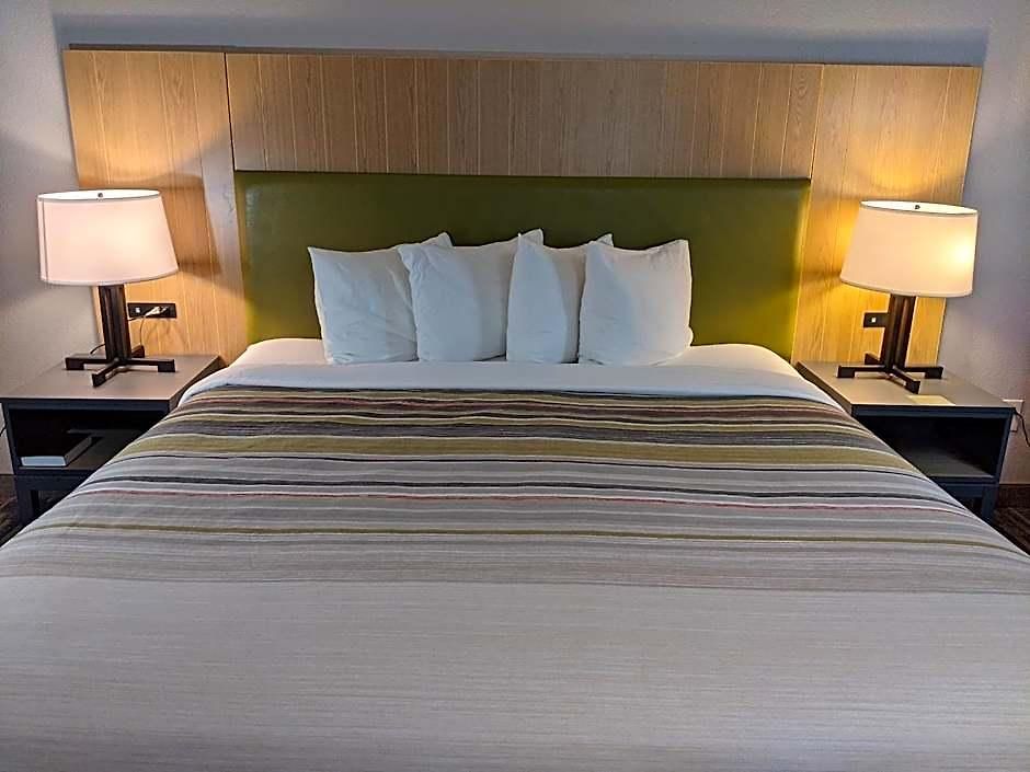 Country & By Radisson, Nashville, Tn Hotel