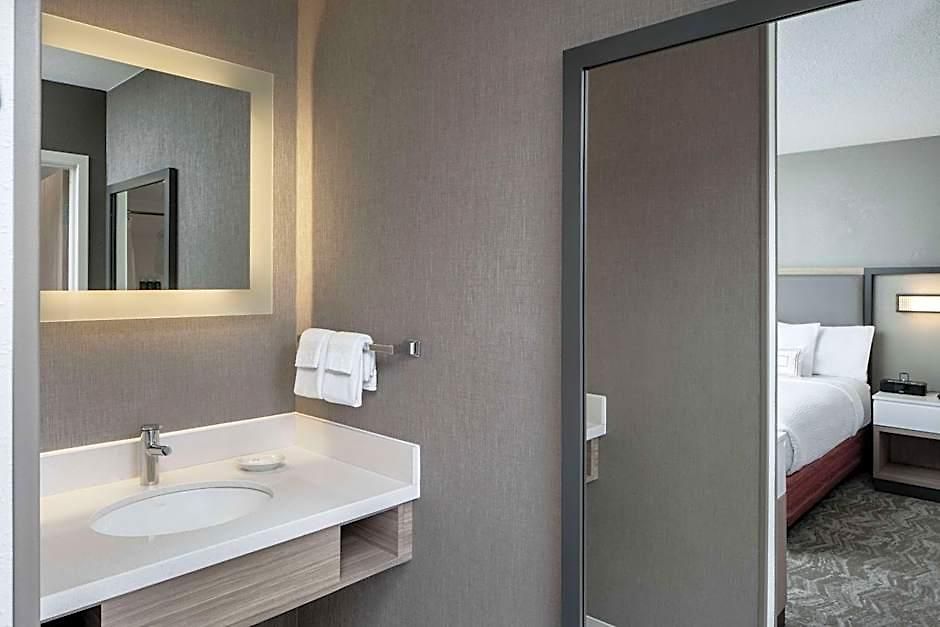 Sonesta Select Airport Hotel Nashville