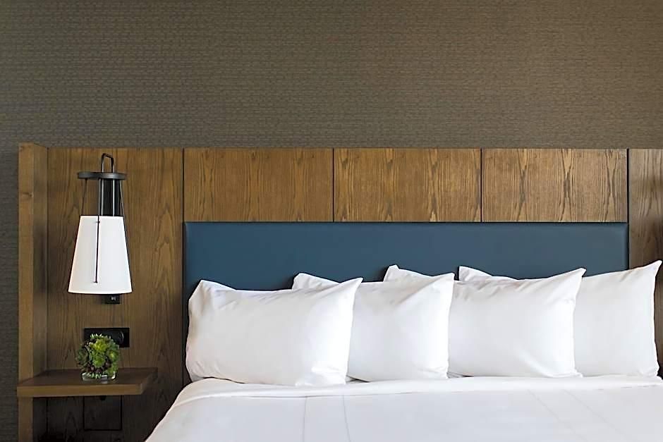 Hotel Sonesta Airport