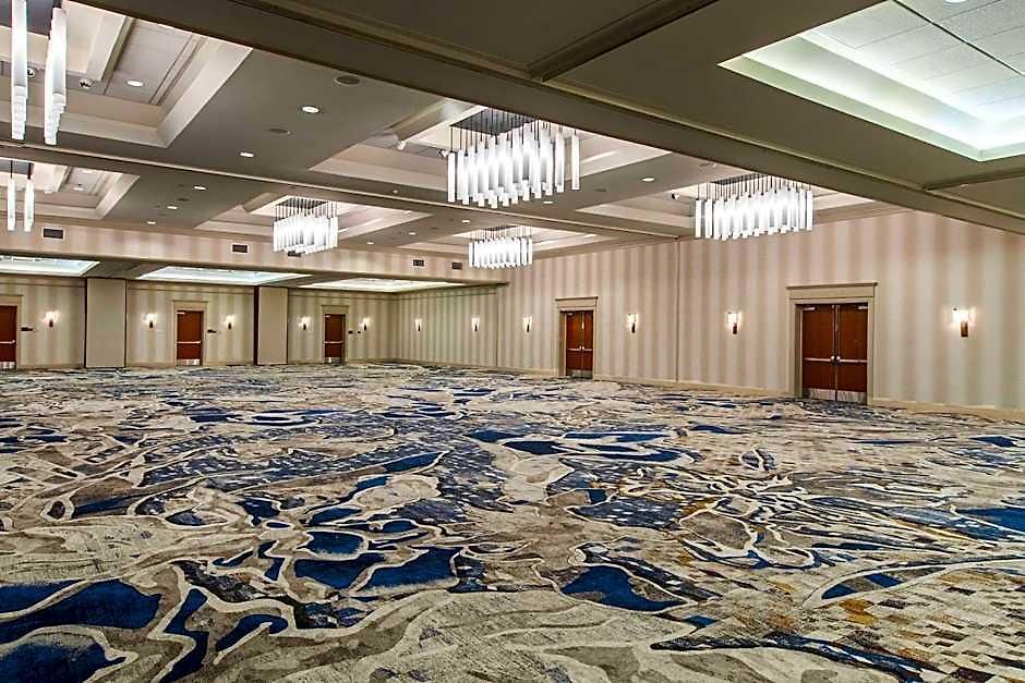Sonesta Airport Hotel