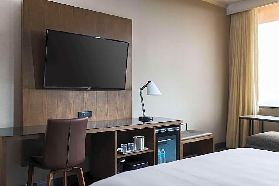 Sonesta Airport Hotel Nashville
