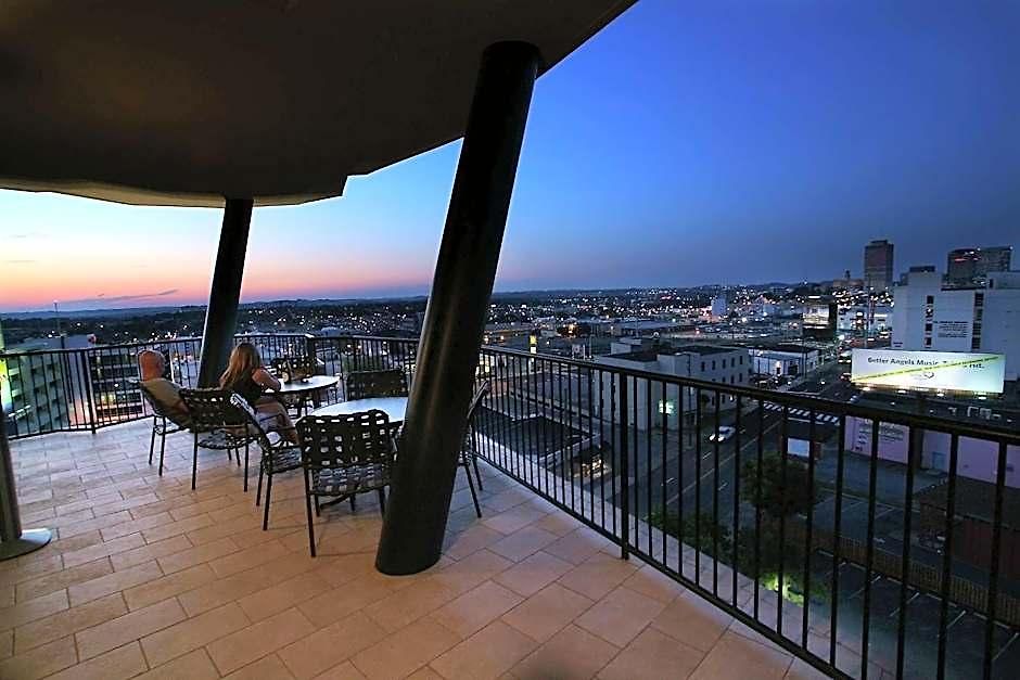 Hotel Hilton Garden Vanderbilt 3*