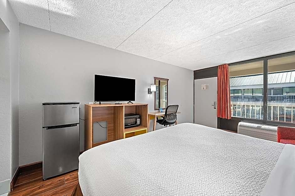 Days Bna St Thomas W Hosp Hotel