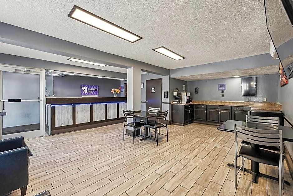 Hotel Knights Antioch Nashville