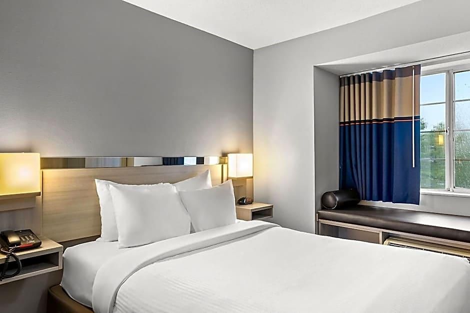 Microtel & By Wyndham Hotel Nashville