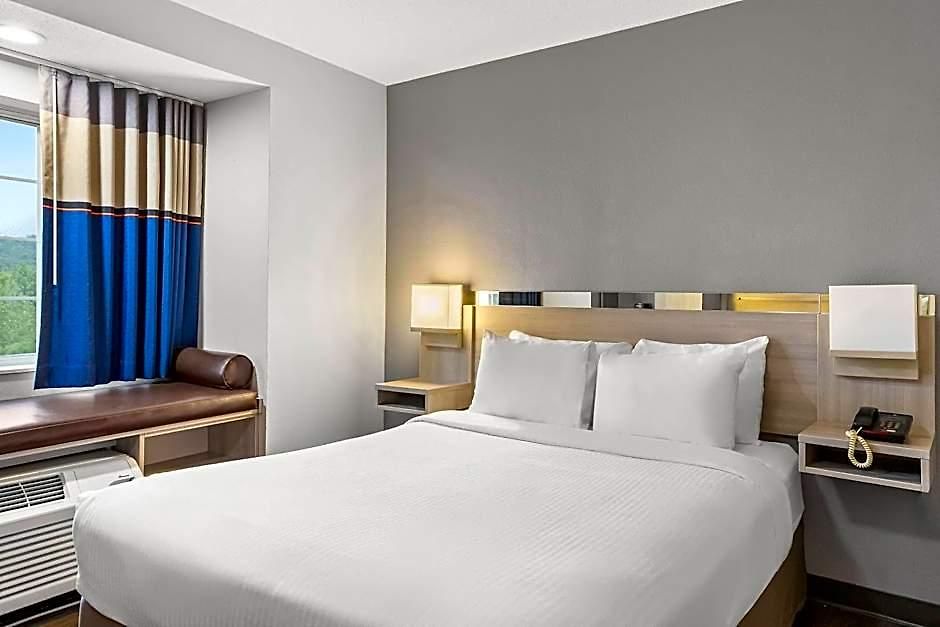 Microtel & By Wyndham